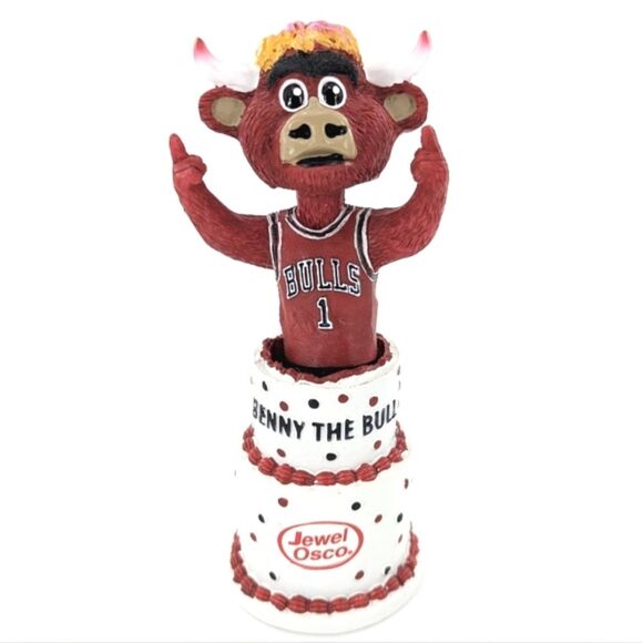 Chicago Bulls Basketball Benny the Bull Bobble Head Jewel Birthday Cake Figure - Picture 1 of 5